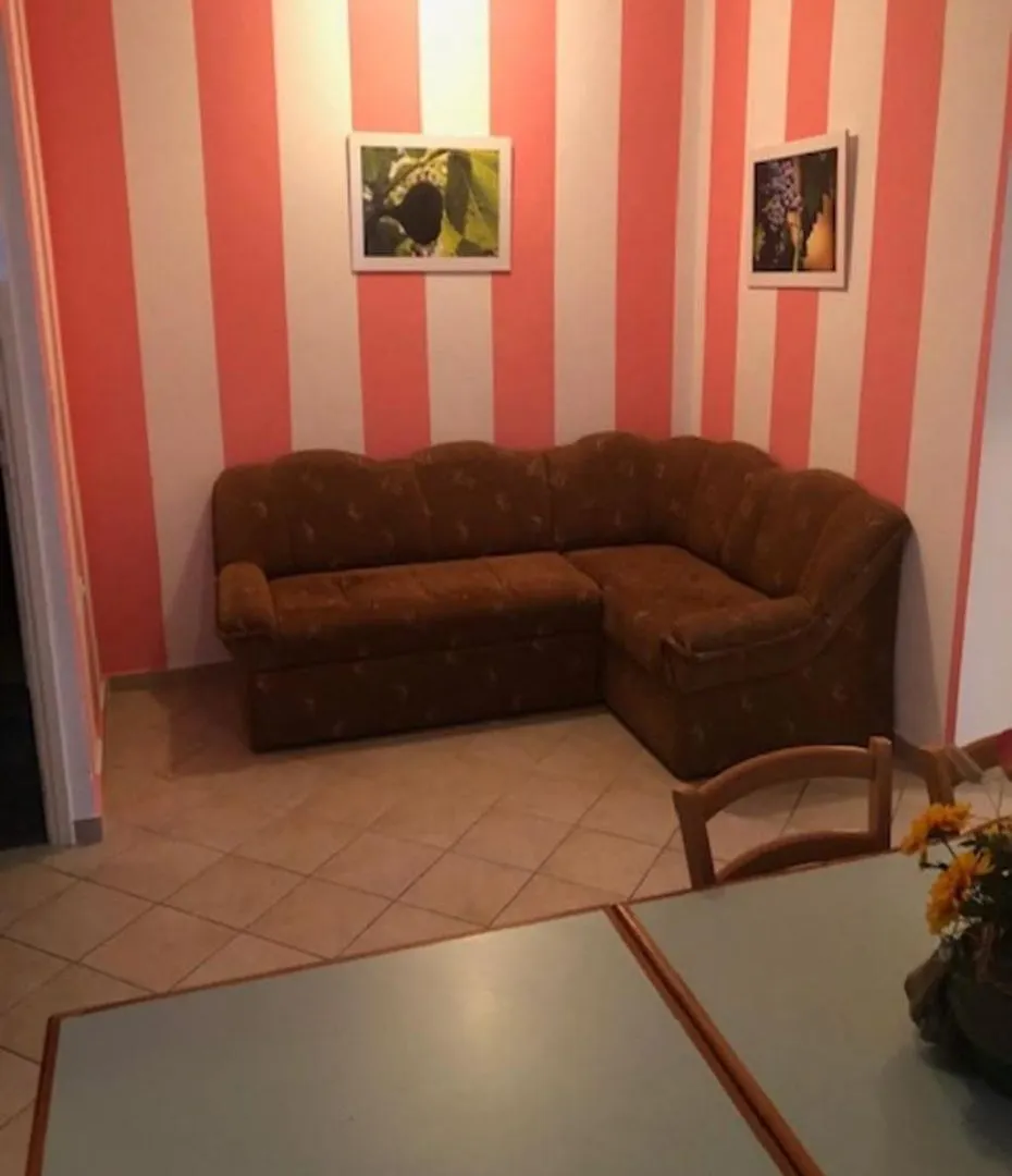 Apartments Denko Kali 0*,